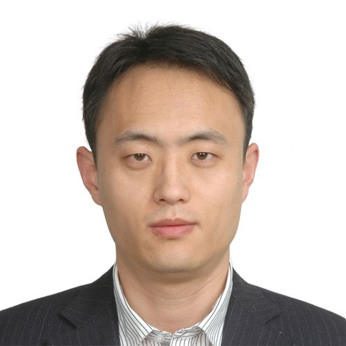 p>李灿,男,山东曲阜人,中共党员,兰州大学计算数学博士.